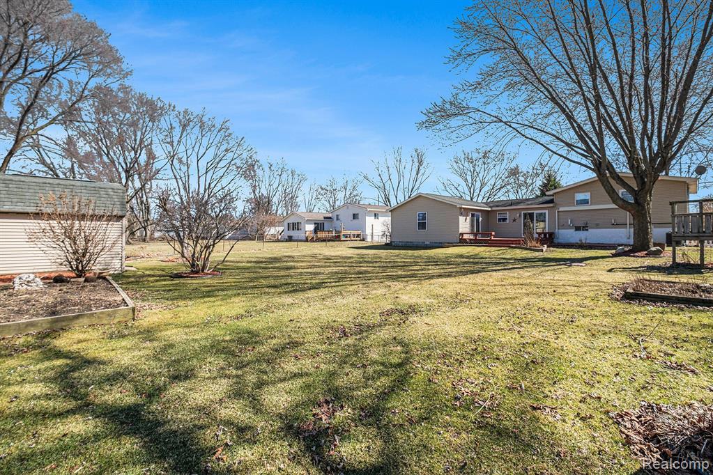 6063 E MAPLE Avenue, Grand Blanc, MI 48439 — Photo 23