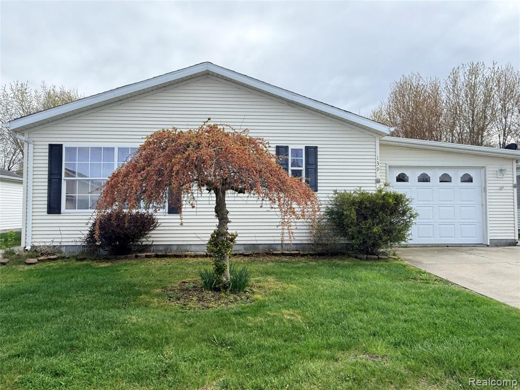 3211 Keewahdin Road, 139, Fort Gratiot, MI 48059