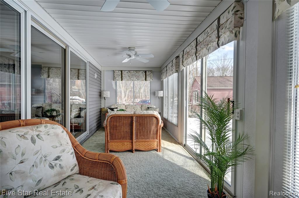 4950 Whitlow Court, Commerce Twp, MI 48382 — Photo 37