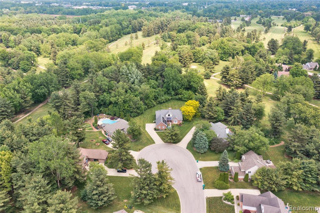 6327 SEQUOIA Drive, Ypsilanti, MI 48197 — Photo 49