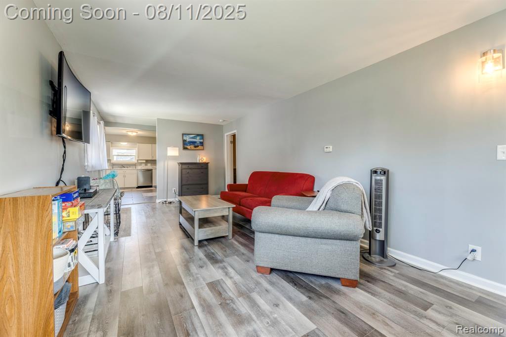913 Michigan Street, Port Huron, MI 48060 — Photo 13