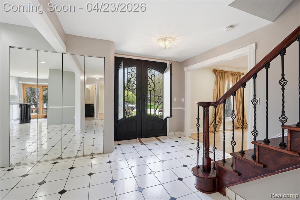 5701 Tequesta Court, West Bloomfield, MI 48323 — Photo 4