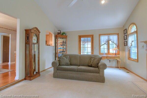 43738 FREDERICKSBURG Street, Canton, MI 48188 — Photo 15