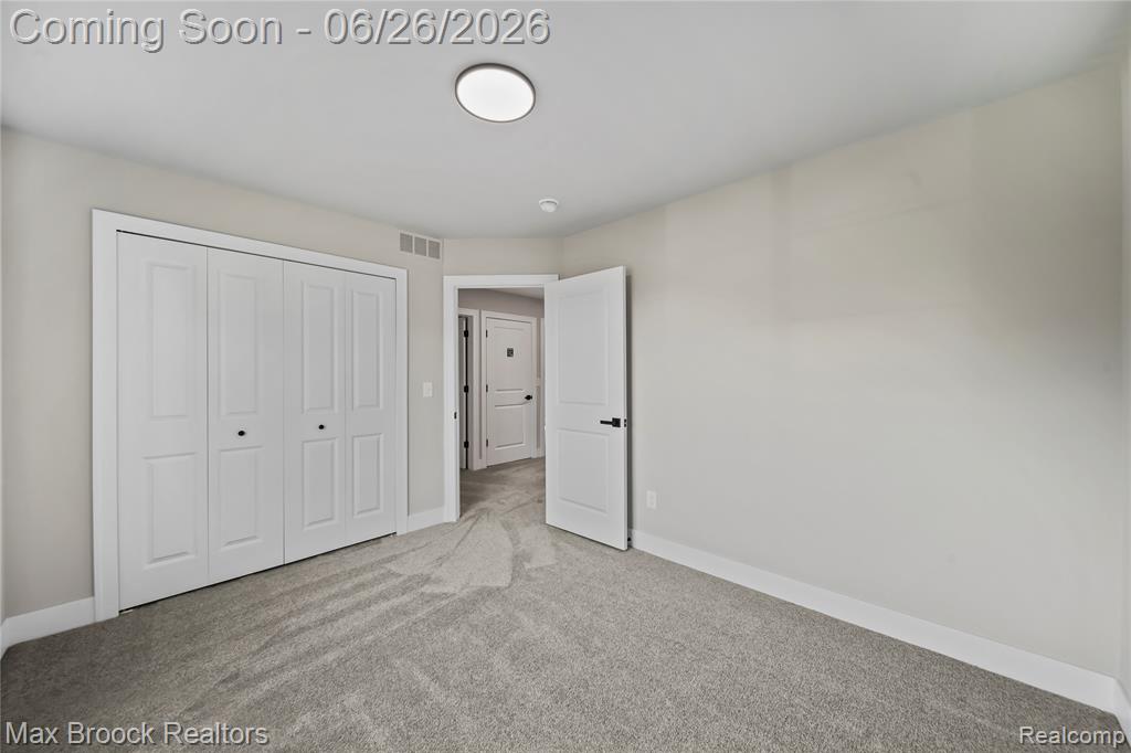 34575 Jefferson Avenue, Harrison Township, MI — Photo 22