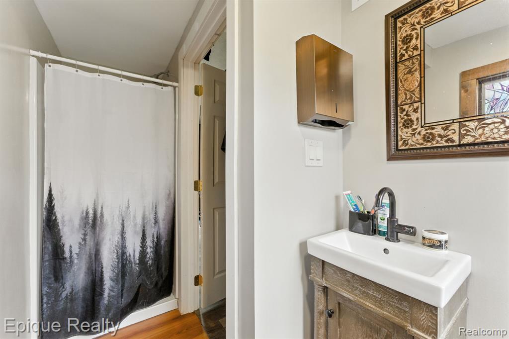 502 W State Street, Hastings, MI 49058 — Photo 16