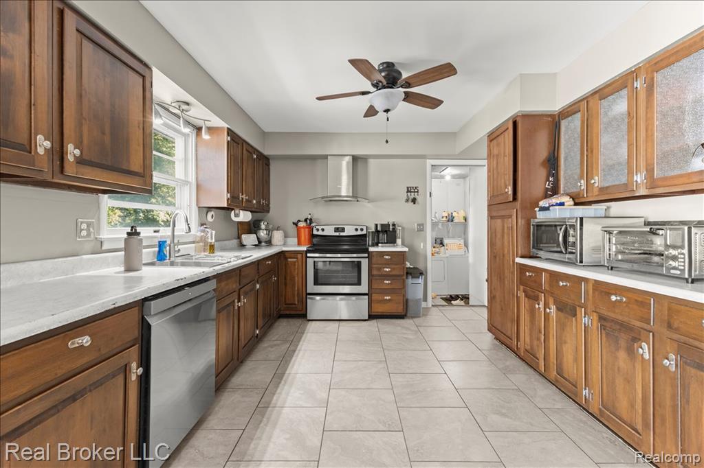 4268 Ravenswood Road, Port Huron, MI 48060 — Photo 12