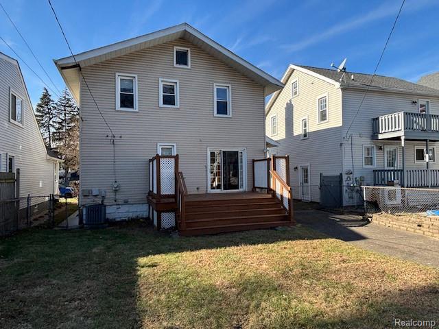 901 LONGFELLOW Avenue, Royal Oak, MI 48067 — Photo 4