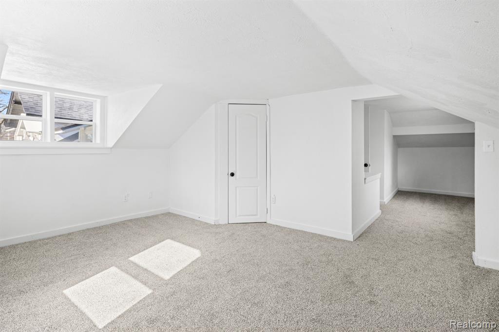 9 S WEST Street, Hillsdale, MI 49242 — Photo 48