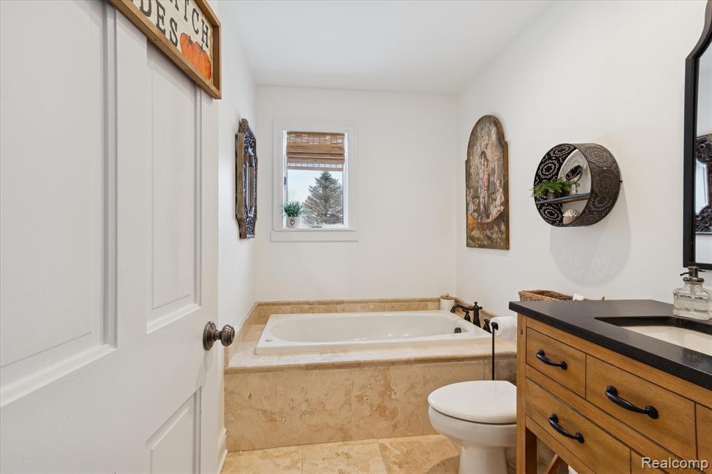 187 Darwin Road, Pinckney, MI 48169 — Photo 26
