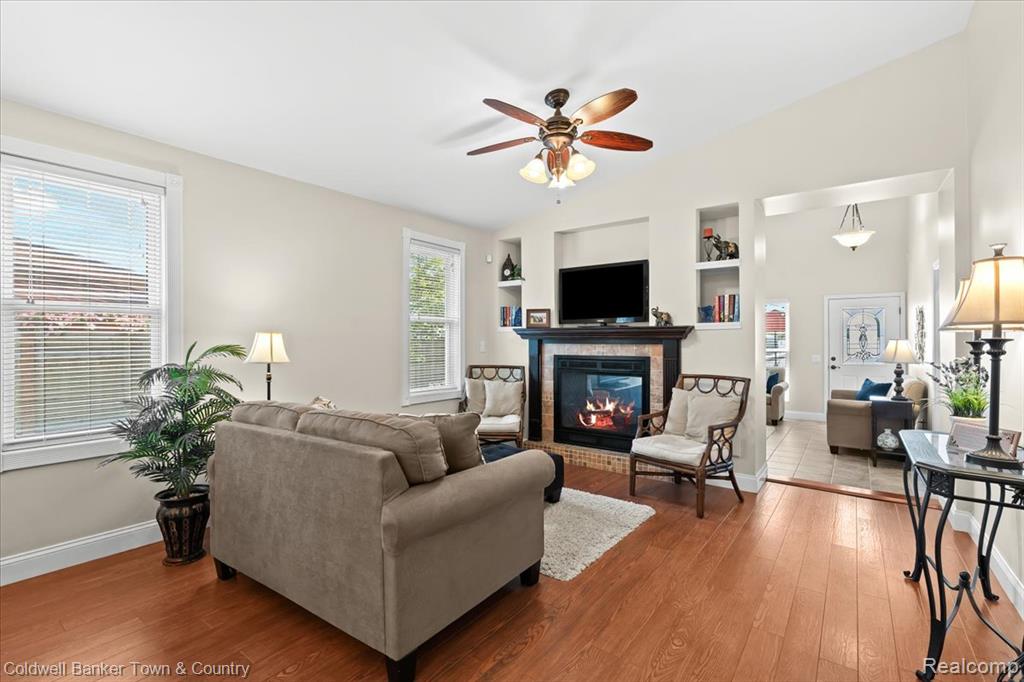 584 Black Oaks Trail, Howell, MI 48843 — Photo 15