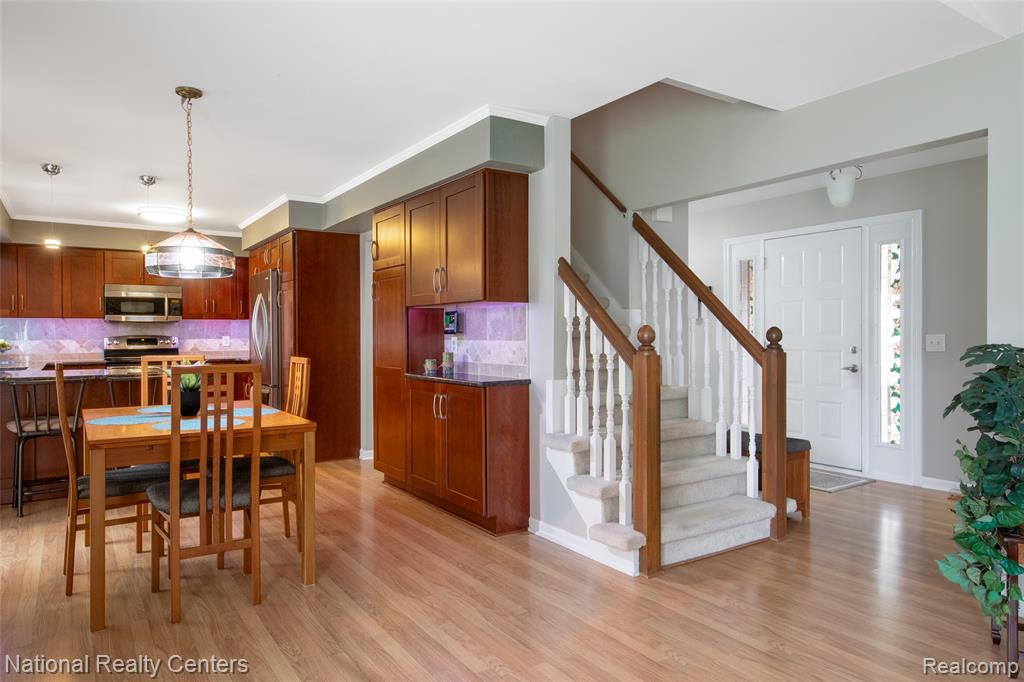 40703 Olympia Drive Drive, Sterling Heights, MI 48313 — Photo 3