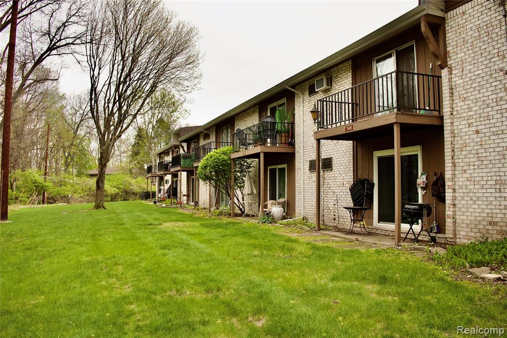 7600 Woodview Street, 2, Westland, MI — Photo 21