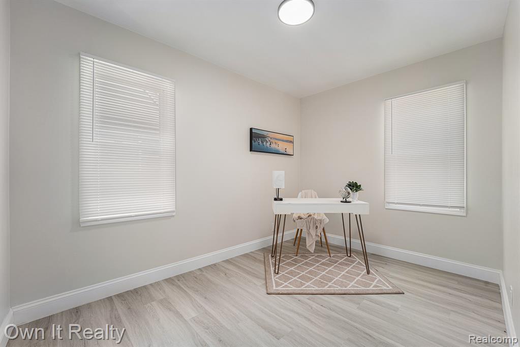 7660 W Parkway Street, Redford, MI 48239 — Photo 12