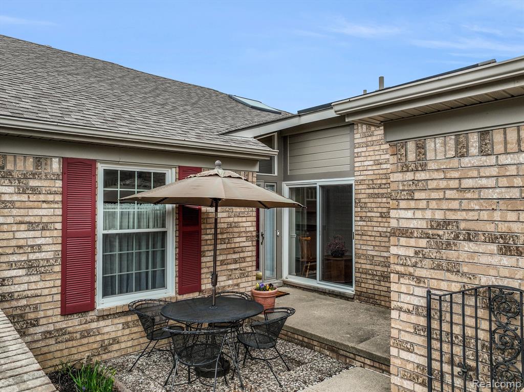 59061 GOLDEN OAK, Washington, MI — Photo 5
