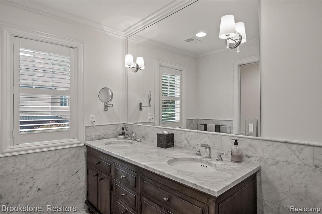859 Watkins Street, Birmingham, MI 48009 — Photo 27