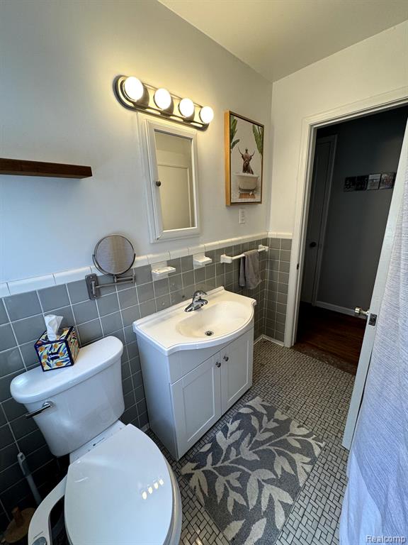 9064 BECKER Avenue, Allen Park, MI 48101 — Photo 11