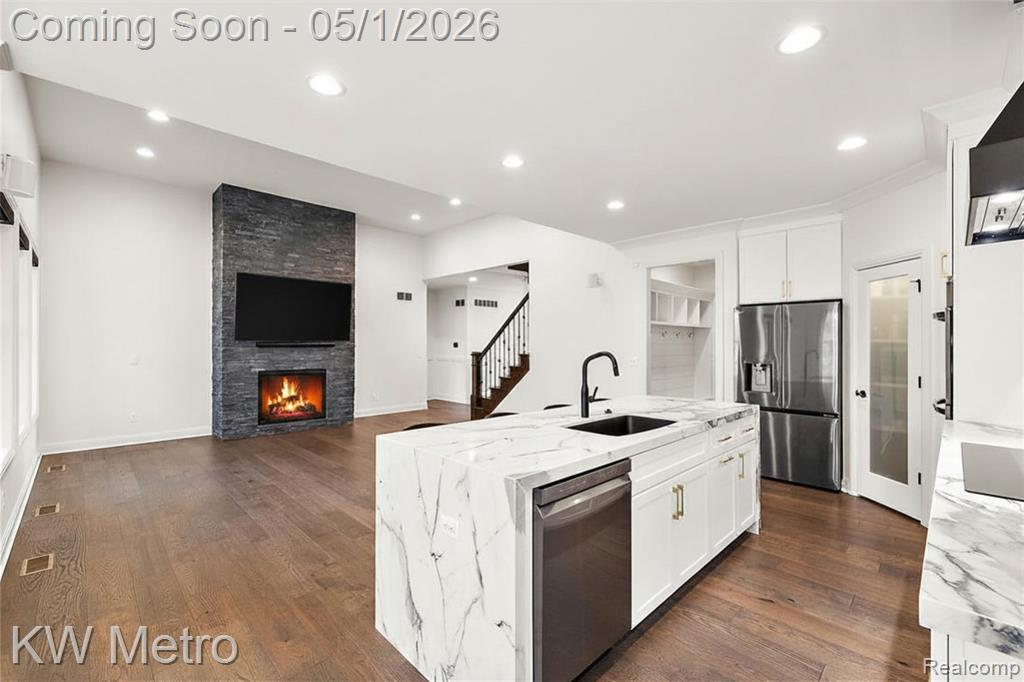 55162 Benson Court, Shelby Twp, MI 48316 — Photo 16