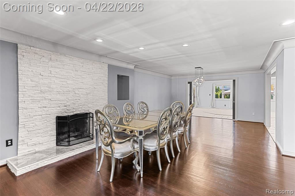409 Crescent Drive, Dearborn, MI 48124 — Photo 12