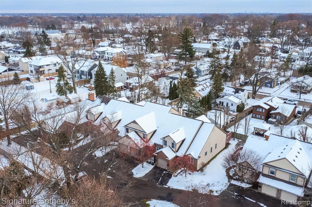 424 Oak Run Court, 11, Royal Oak, MI 48073 — Photo 51