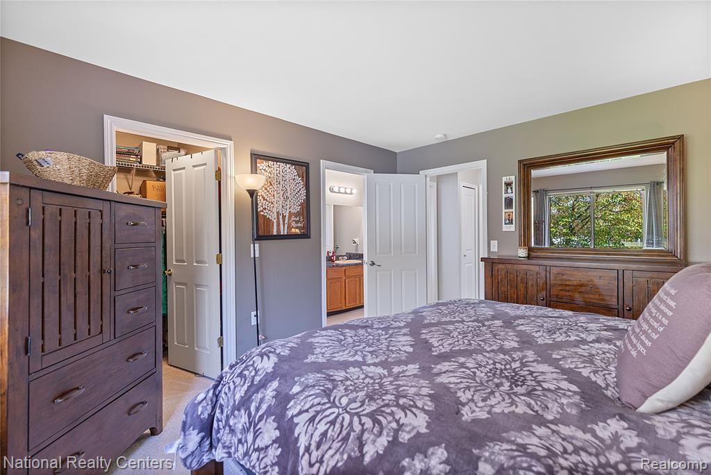 50049 Dove Lane, Chesterfield, MI — Photo 35