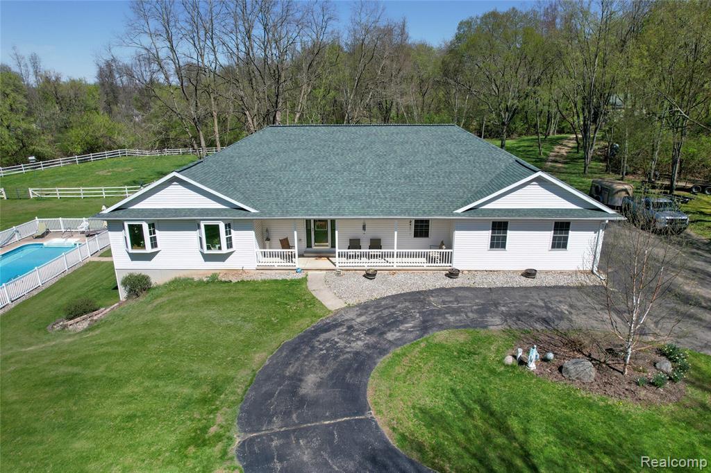 7233 Hague Avenue, Jackson, MI 49201 — Photo 41