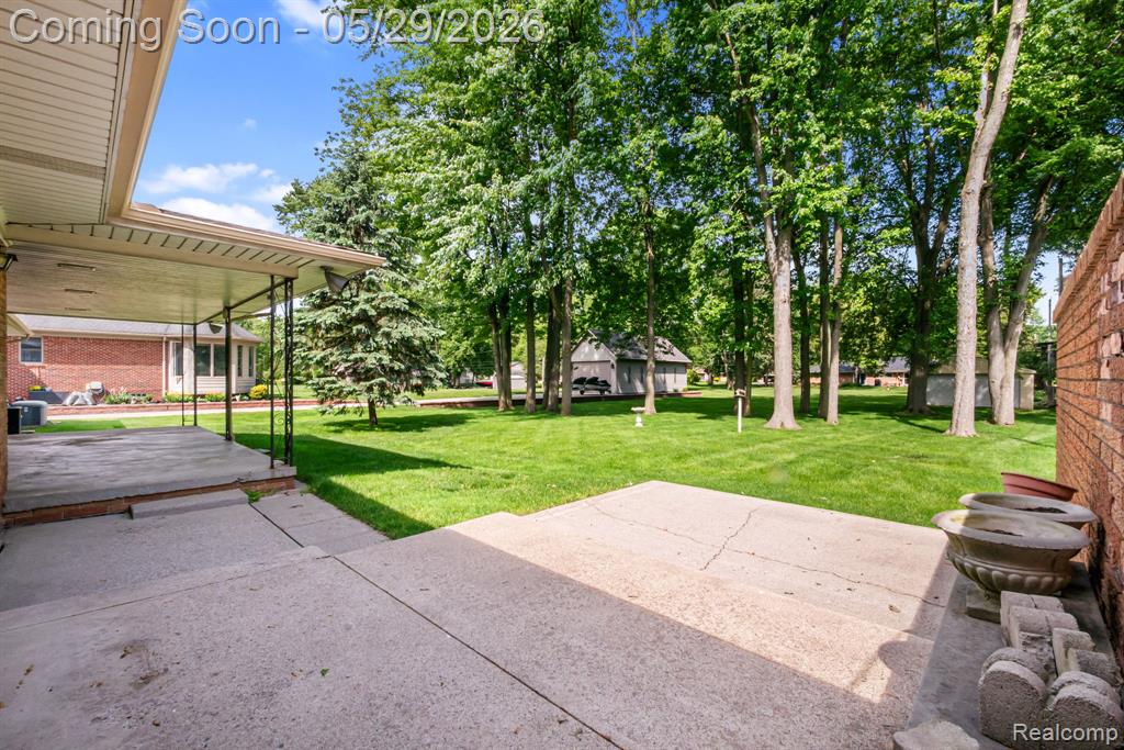 38230 Chartier Street, Harrison Township, MI — Photo 42
