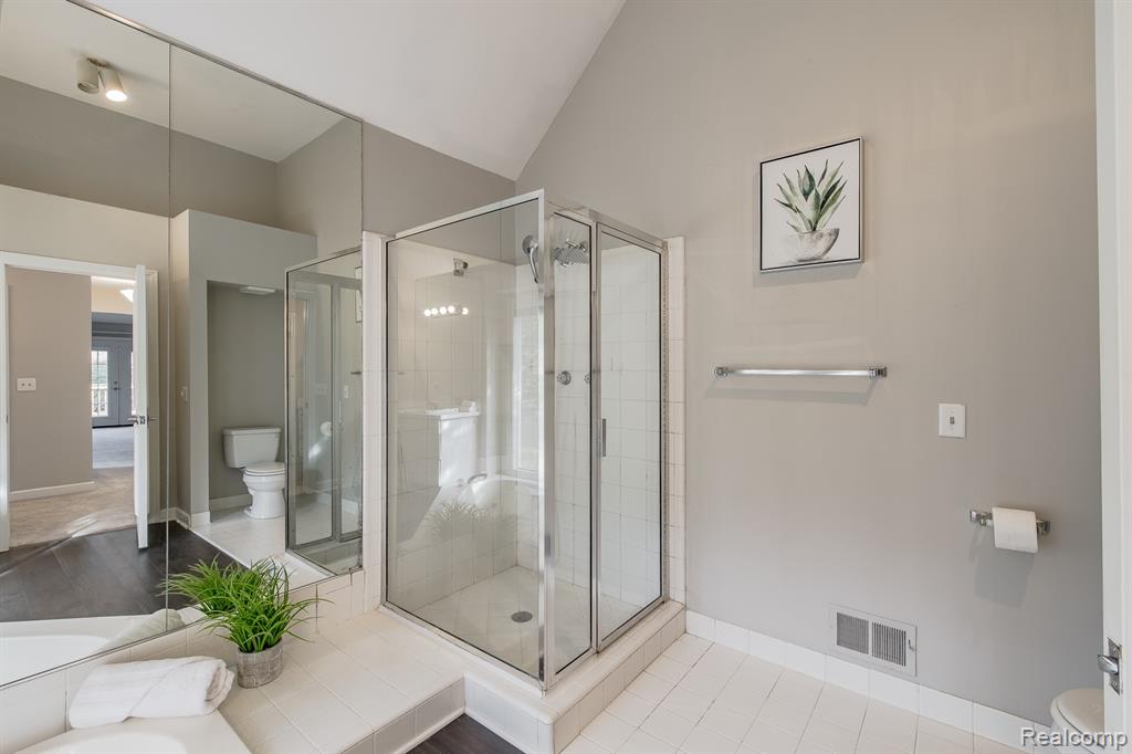 6351 Cherry Tree Court, Rochester Hills, MI 48306 — Photo 37