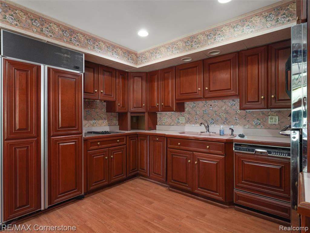 13780 Eaton Drive, Plymouth, MI 48170 — Photo 25