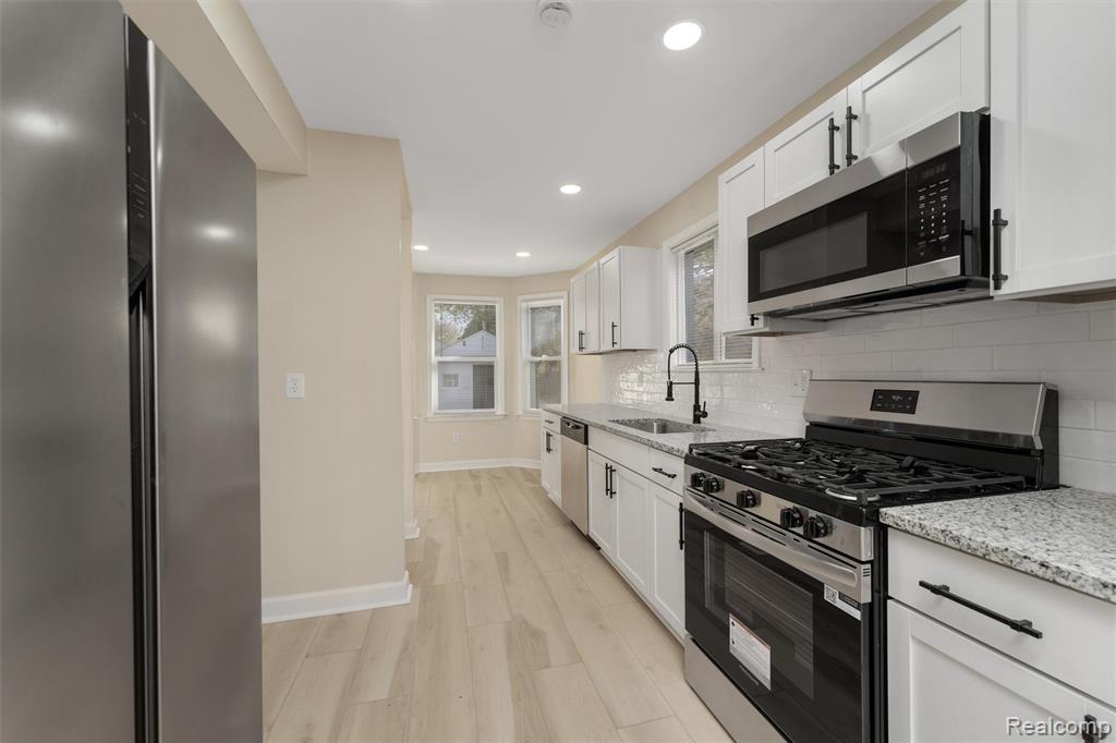 11090 McKinney Street, Detroit, MI 48224 — Photo 9