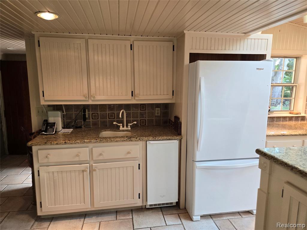 10305 Oakhurst Road, Holly, MI 48442 — Photo 15