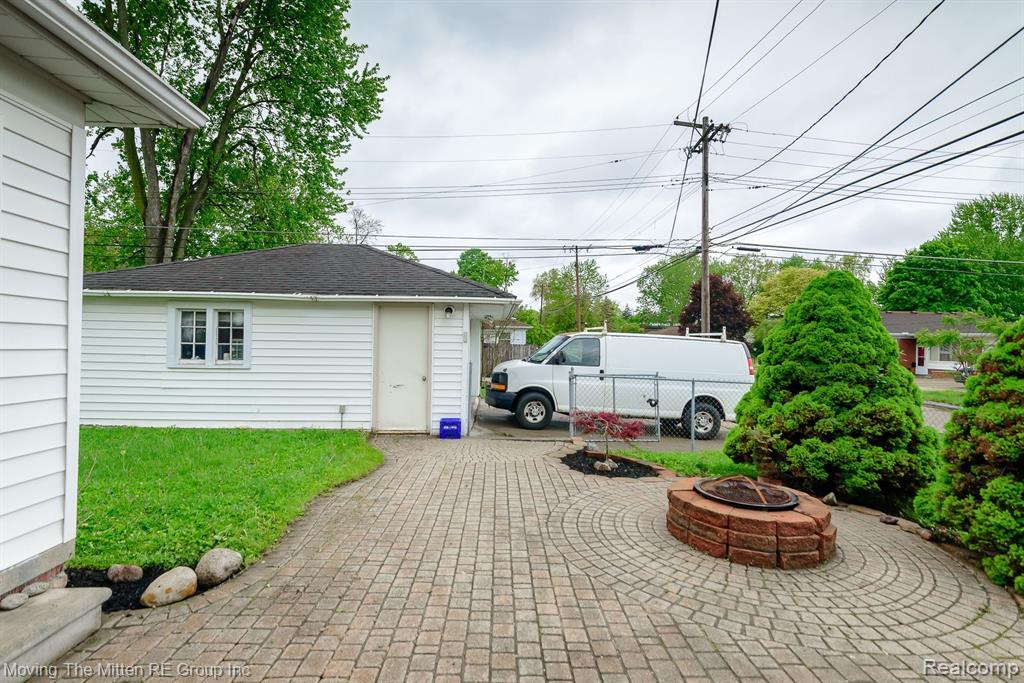 9219 SIOUX, Redford, MI 48239 — Photo 35
