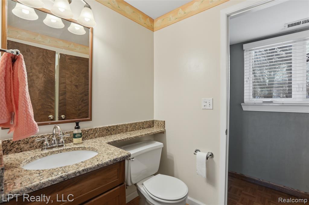6378 Emerald Lake Drive, Troy, MI 48085 — Photo 19