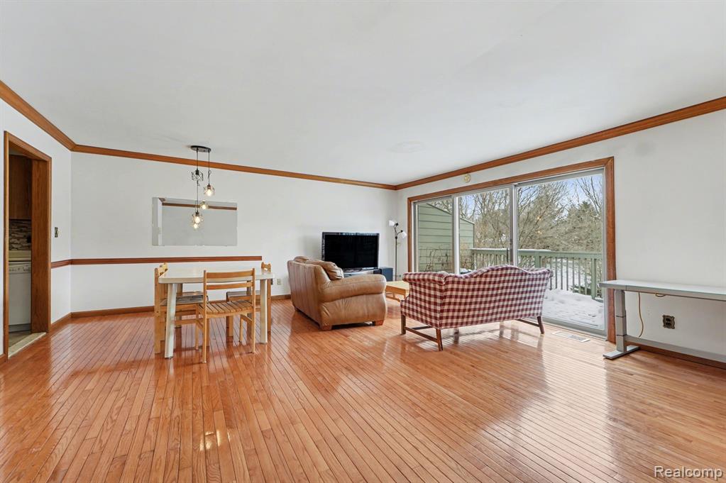 733 Watersedge Drive, Ann Arbor, MI 48105 — Photo 6