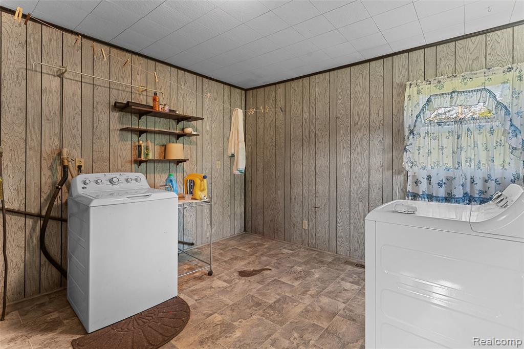 25245 Bell Road, New Boston, MI 48164 — Photo 41