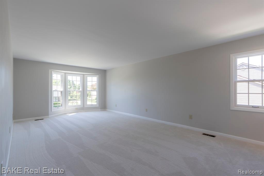 10000 Red Maple Drive, Plymouth, MI 48170 — Photo 32