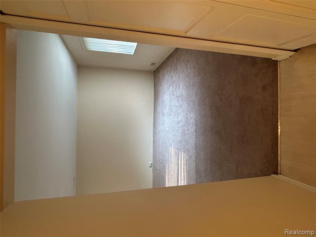 26889 Farmbrook Villa Drive, Southfield, MI 48034 — Photo 16
