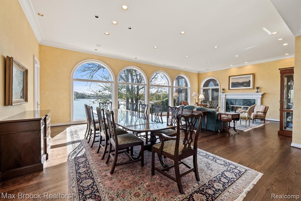 1832 Long Lake Shore Drive, Bloomfield Hills, MI 48302 — Photo 14