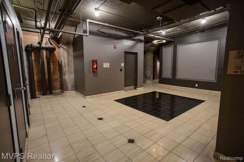 6533 E JEFFERSON Avenue, 137, Detroit, MI 48207 — Photo 18