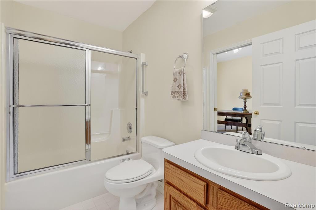 174 Addison Circle, 19, Fowlerville, MI 48836 — Photo 19