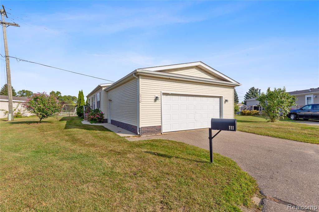 111 Riviera, Oakland, MI 48371 — Photo 18