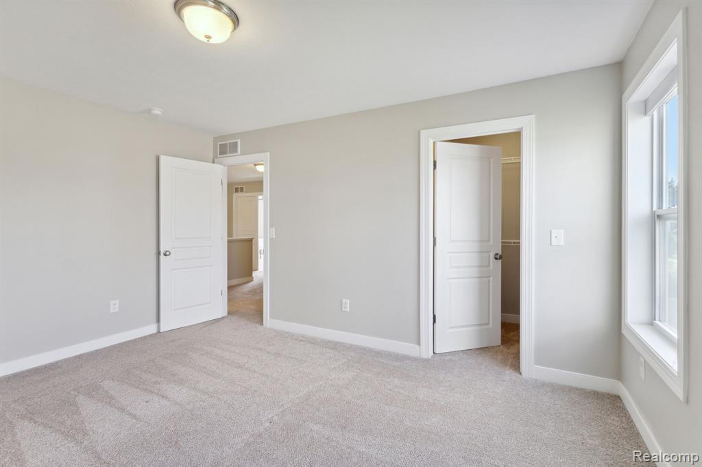 7236 Waltham Drive, Kalamazoo, MI 49009 — Photo 28