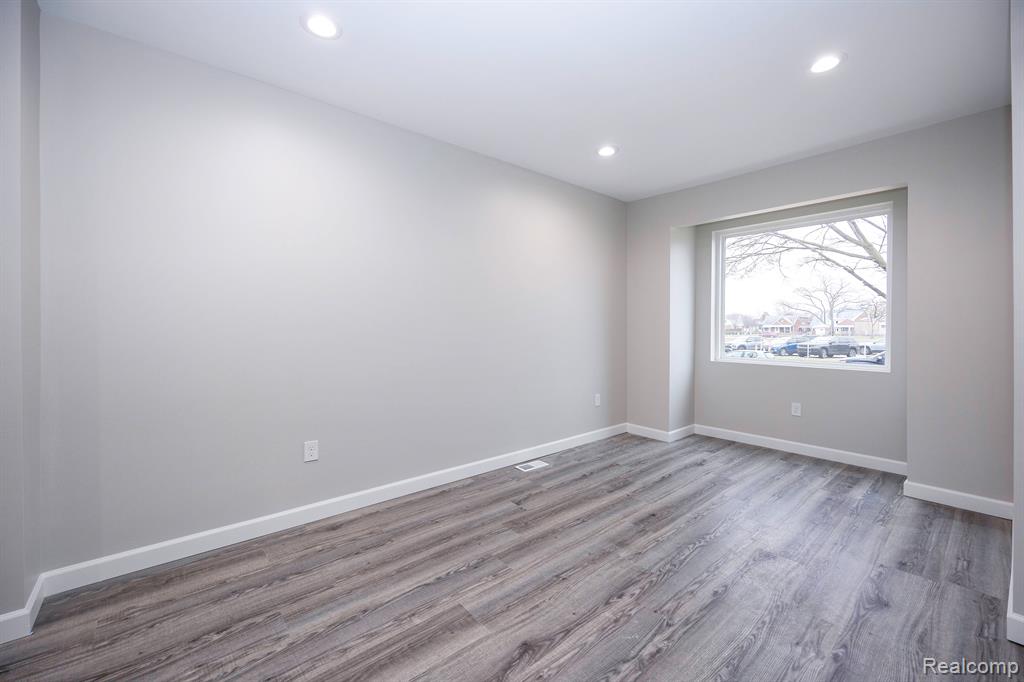 7519 Orchard Avenue, Dearborn, MI 48126 — Photo 15