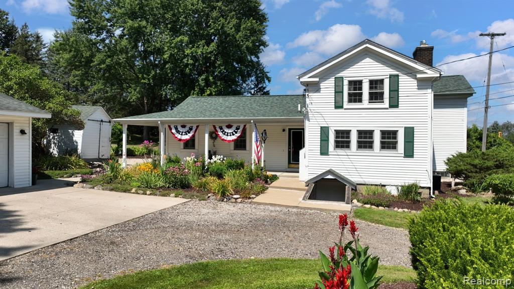371 N Ortonville Road, Ortonville, MI 48462 — Photo 54