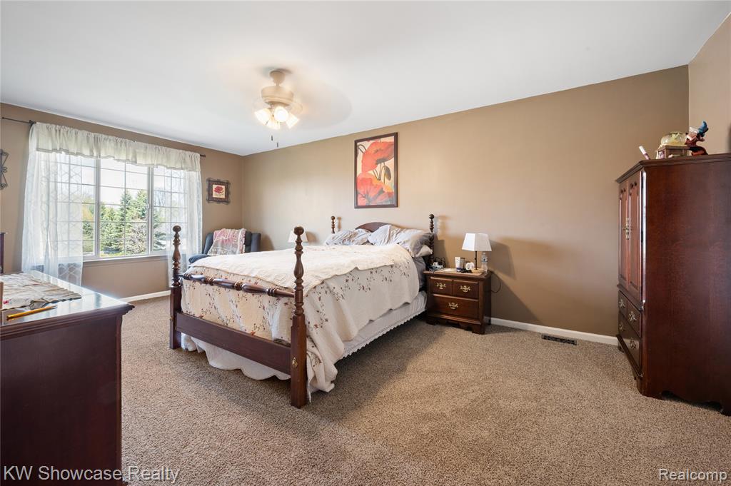 58767 Hunters Court, South Lyon, MI 48178 — Photo 20