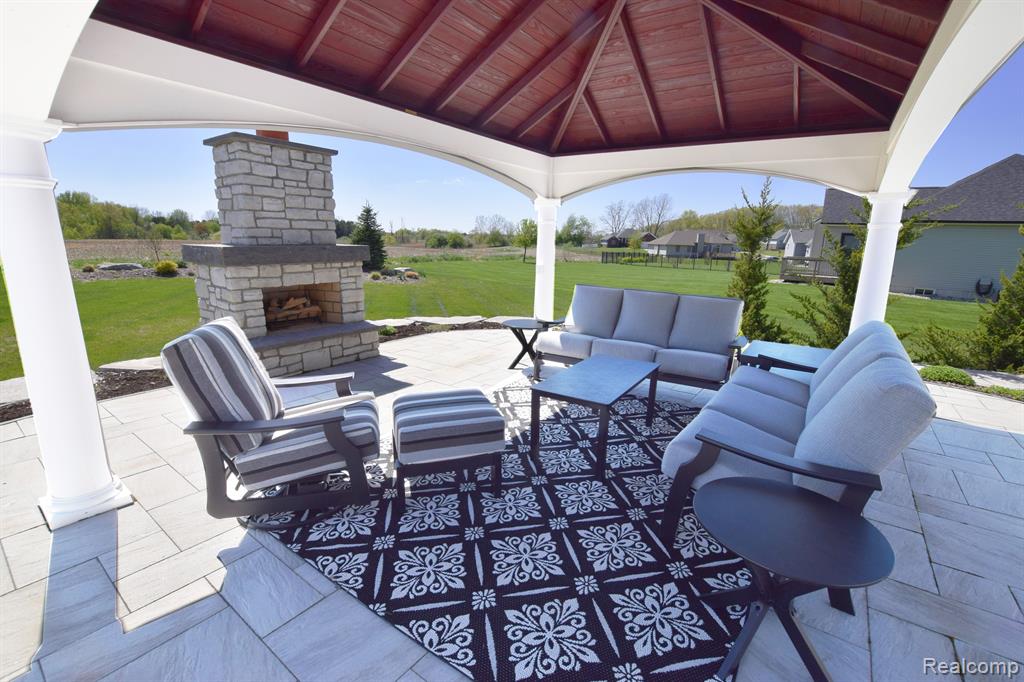 9466 HERITAGE, Goodrich Vlg, MI — Photo 21