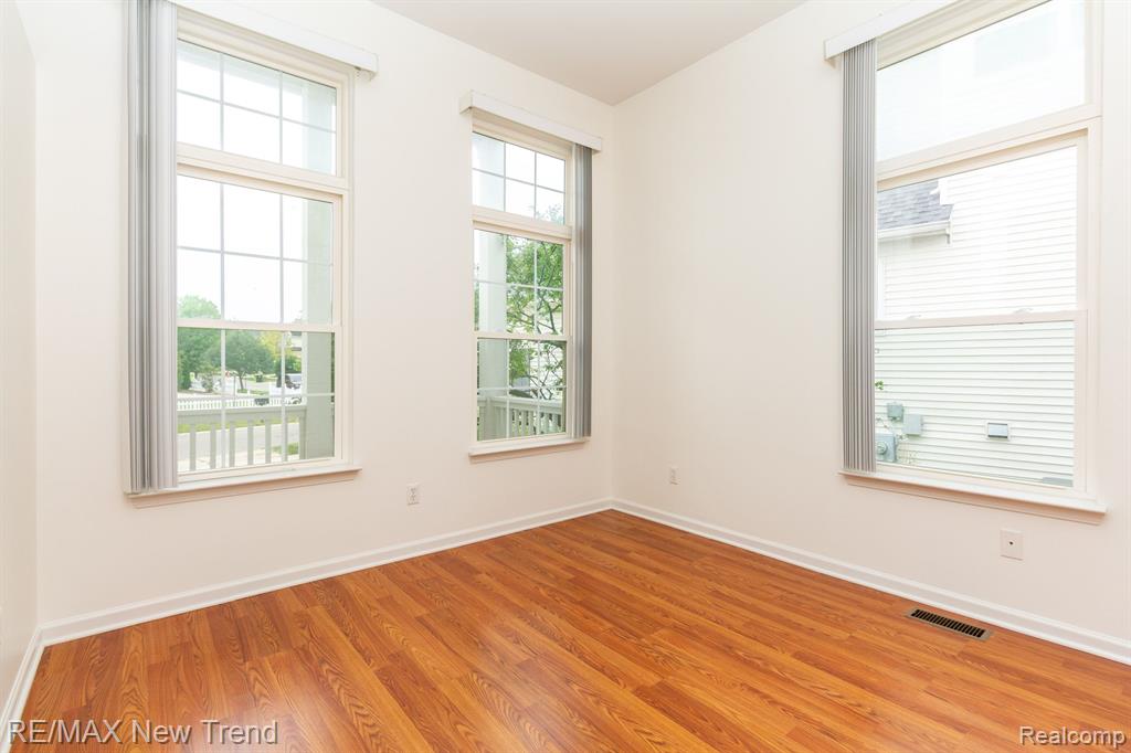 1179 N BAY Drive, Ann Arbor, MI 48103 — Photo 17