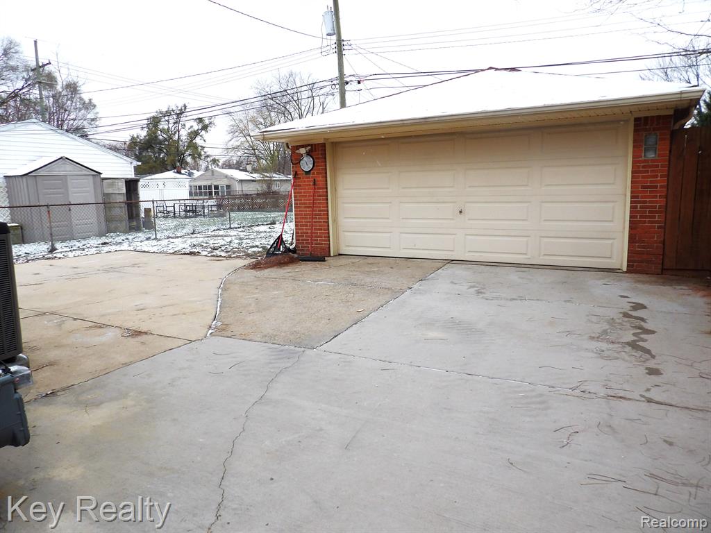 7964 ELM Street, Taylor, MI 48180 — Photo 6