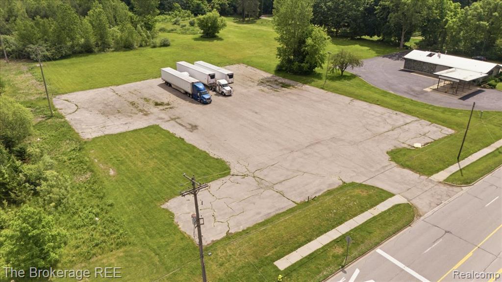 6093 Dixie Highway, Bridgeport, MI 48722 — Photo 23