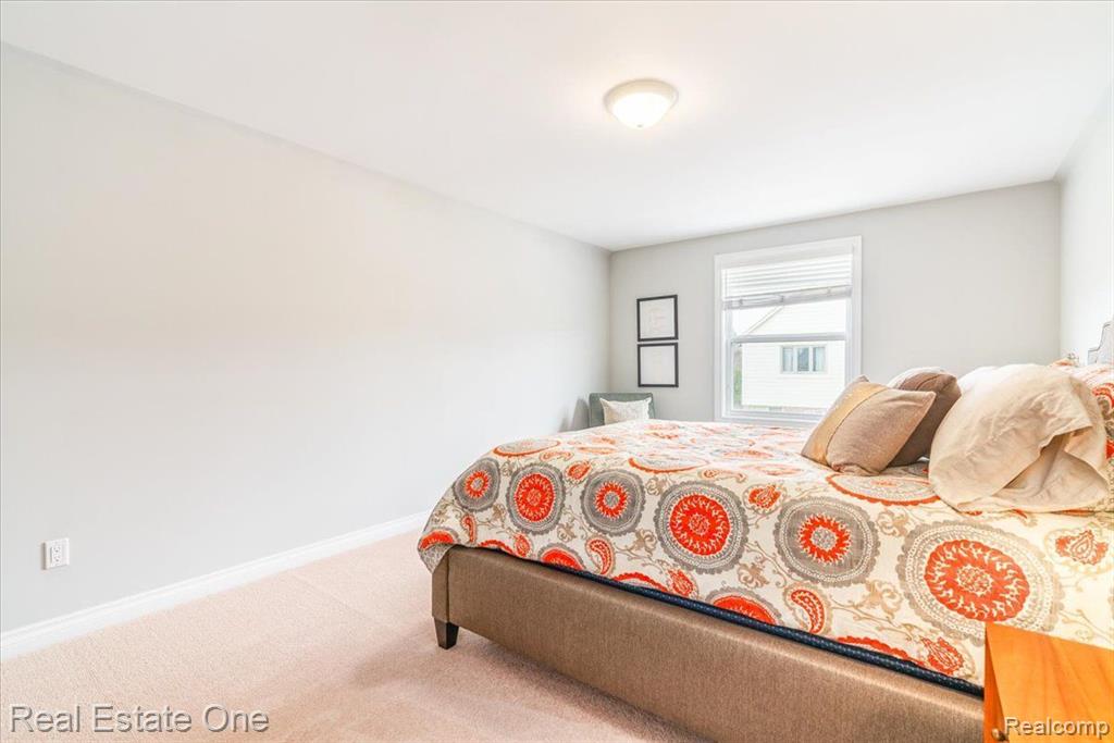 48025 E OXFORD Court, Canton, MI 48187 — Photo 56