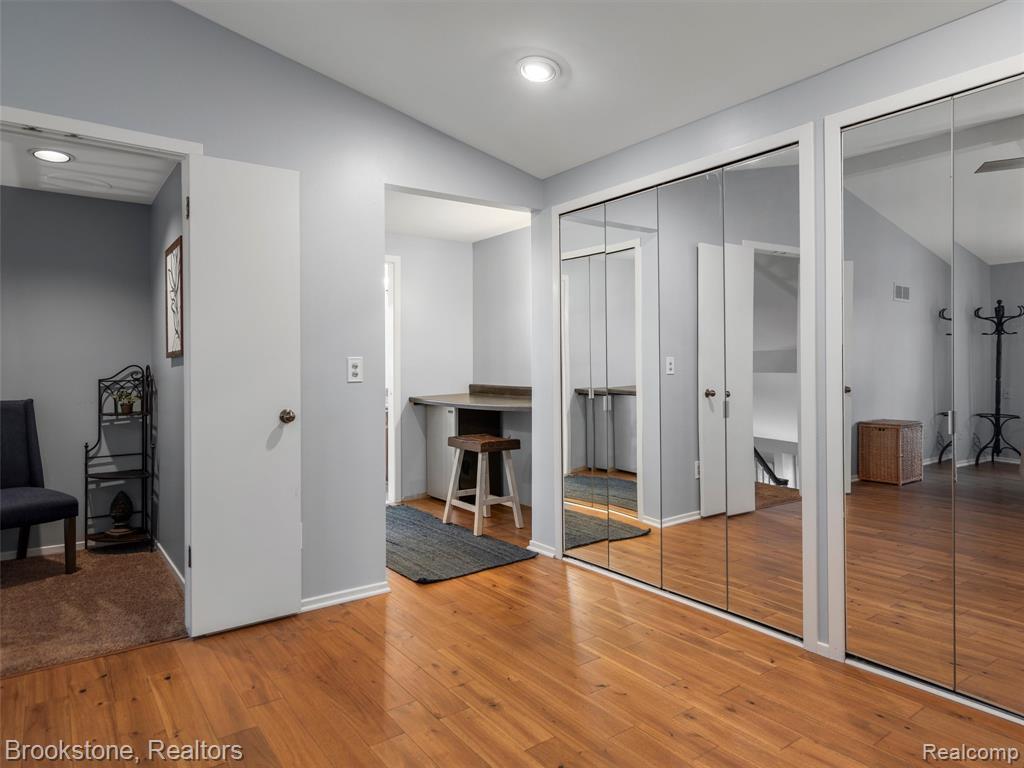 1652 S Hill Circle, Bloomfield Hills, MI 48304 — Photo 20